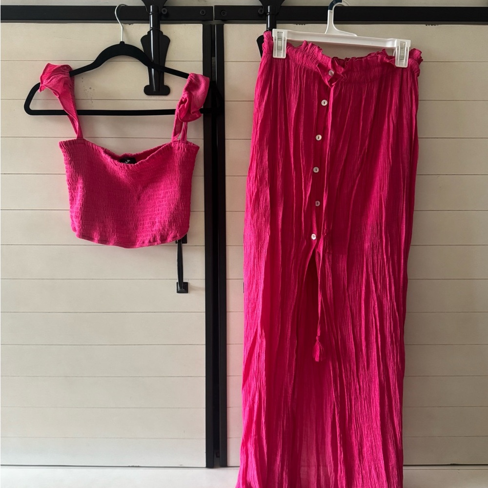 Aakaa Vibrant Pink Skirt Set